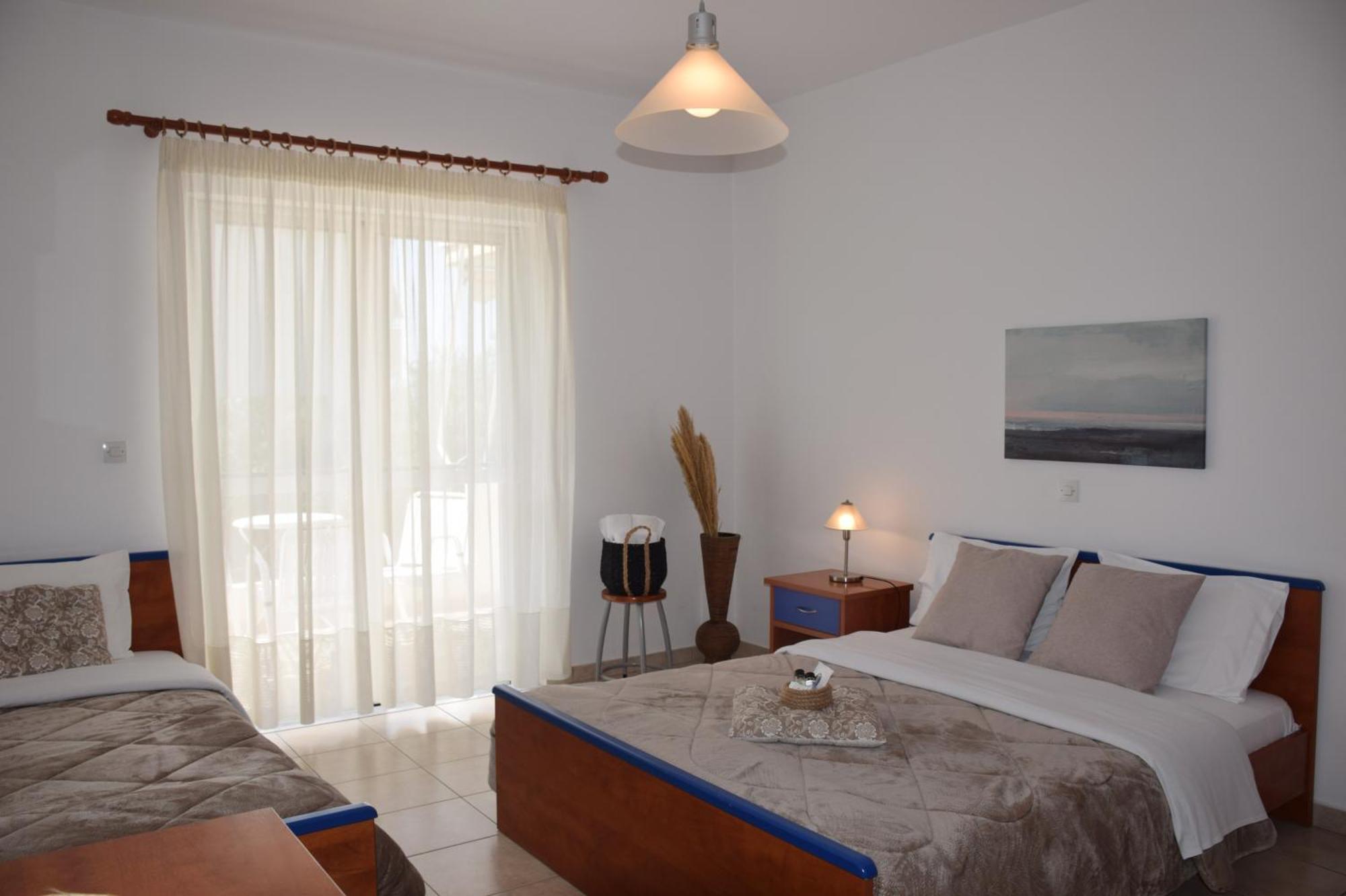 Lappas Rooms โรเวียส ภายนอก รูปภาพ